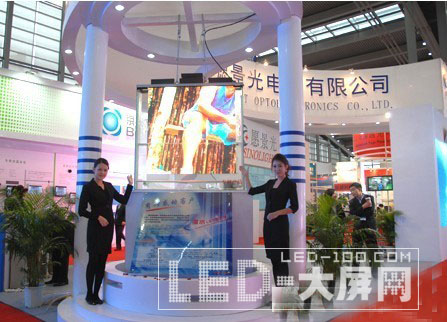 LED�@ʾ��Ը������Ƒ�������һȫ���oLED�@ʾ��