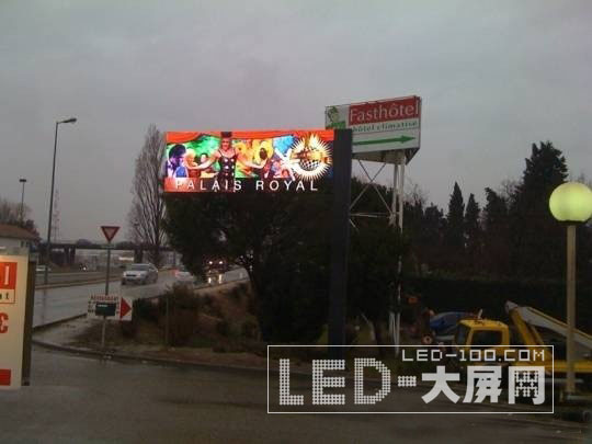 12�f�WԪ12ƽ��<a href=http://m.saemoetchemins.com target=_blank>LED����Ļ</a>�F������